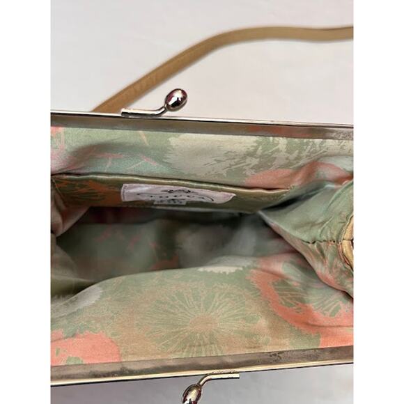 Tocca Crossbody Bag Tan Leather Bag Purse Two Removable Straps Metal Links VTG - Picture 4 of 9